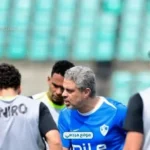 معتمد جمال يلقي المحاضرة الأخيرة للاعبي الزمالك قبل النهائي