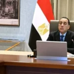 مدبولي يتفقد الحفار القاهرة 2 بعد كشف دنيس بالمتوسط