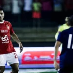 الفار يلغي ركلة جزاء لإنبي أمام الأهلي في الوقت بدل الضائع
