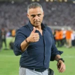 جوميز يضع شروطه لتجديد عقده مع الفتح السعودي