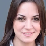 ريهام عبد الغفور تهنئ أسماء جلال بعيد ميلادها برسالة طريفة