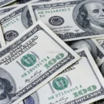 استقرار سعر الدولار أمام الجنيه في البنوك المصرية اليوم