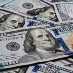 ارتفاع مفاجئ للأخضر.. سعر الدولار اليوم في مصر يقفز مجددا ويقترب من 53 جنيها بالبنوك