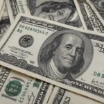 سعر الدولار اليوم مقابل الجنيه المصري في البنوك وتحديثات جديدة تهم المتابعين لحركة الصرف