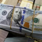 سعر الدولار اليوم في مصر مقابل الجنيه وتغيرات جديدة داخل البنوك الرسمية