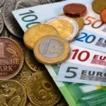 تسونامي الأسعار: سعر اليورو اليوم الثلاثاء 12 مايو 2026 قفزة غير متوقعة أمام الجنيه