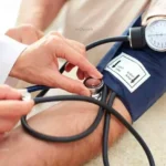 الصحة تحذر من ضغط الدم وتدعو للمتابعة الدورية