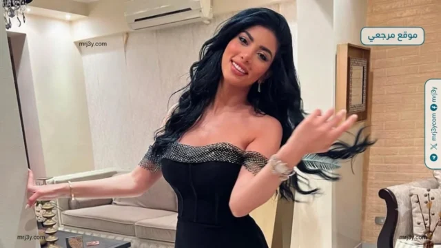 كارولين عزمي