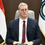 وزير البترول يعلن أول مسح جوي للثروات المعدنية منذ 42 عاما