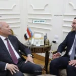 محافظ القاهرة يبحث مع البنك الزراعي تعزيز التعاون ودعم الأسر الأولى بالرعاية