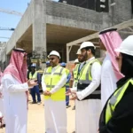 محافظ جدة يتفقد استعدادات ميناء جدة الاسلامي لاستقبال حجاج الموسم