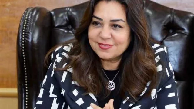 منال عوض