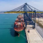 موانئ البحر الأحمر تسجل 11 سفينة وتداول 11000 طن بضائع
