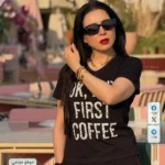 مي عز الدين تظهر بإطلالة كاجوال بعد وعكة صحية
