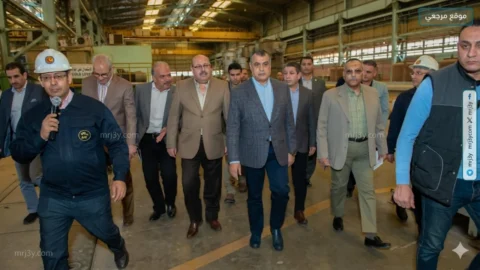 وزير الإنتاج الحربي يتفقد مصنع 100 ويشدد على زيادة الإنتاج
