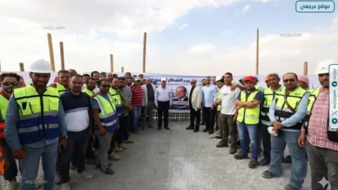 وزير النقل يتفقد مشروع القطار الكهربائي السريع بالجيزة والسخنة