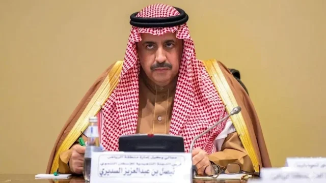 وكيل إمارة الرياض يبحث تطوير قطاع الاتصالات والتقنية
